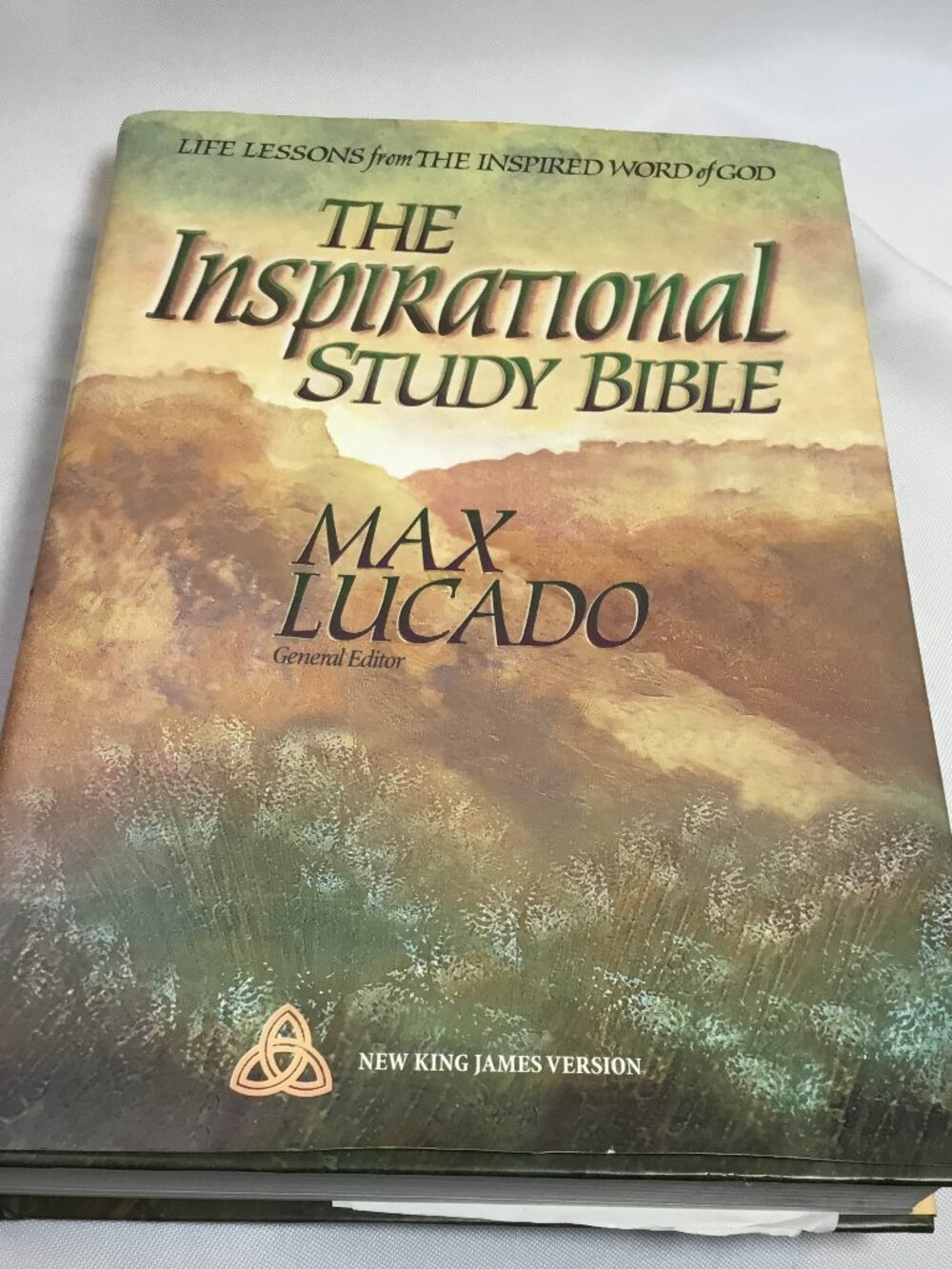 The Inspirational Study Bible New King - Hardcover Dust Jacket, by Max Lucado